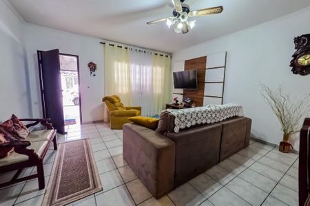 Casa à venda com 350m², 3 quartos e 2 vagasSala