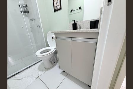 Apartamento à venda com 37m², 2 quartos e sem vaga Apartamento à venda com 37m², 2 quartos e sem vagaBanheiro