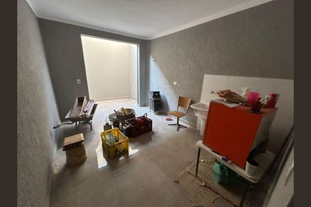 Casa à venda com 2 quartos, 180m² em Vila Palmeiras, São Paulo