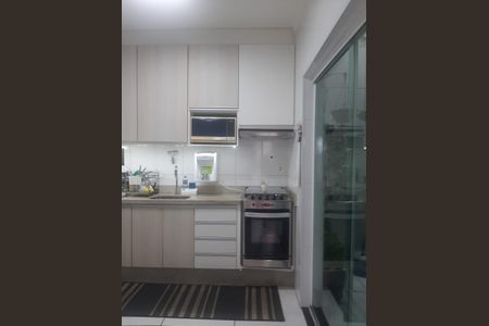 Foto 10 de casa à venda com 3 quartos, 110m² em Vila Carrão, São Paulo