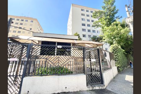 Apartamento para alugar com 49m², 2 quartos e sem vaga Apartamento para alugar com 49m², 2 quartos e sem vagaFachada