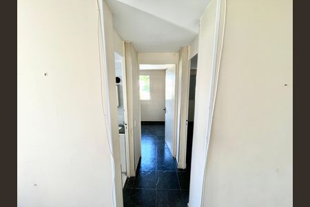 Apartamento para alugar com 49m², 2 quartos e sem vaga Apartamento para alugar com 49m², 2 quartos e sem vagaCorredor