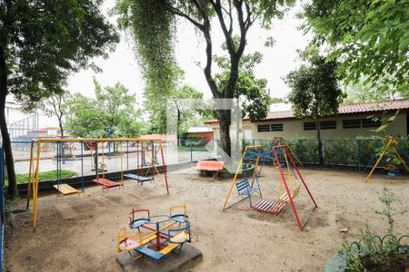 Apartamento para alugar com 49m², 2 quartos e sem vaga Apartamento para alugar com 49m², 2 quartos e sem vagaÁrea comum - Playground