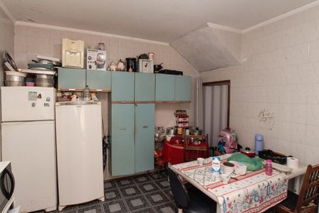 Casa à venda com 212m², 3 quartos e 2 vagas Casa à venda com 212m², 3 quartos e 2 vagasCozinha e Área de Serviço