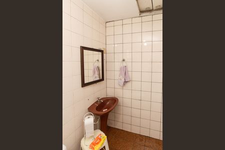 Casa à venda com 212m², 3 quartos e 2 vagas Casa à venda com 212m², 3 quartos e 2 vagasBanheiro