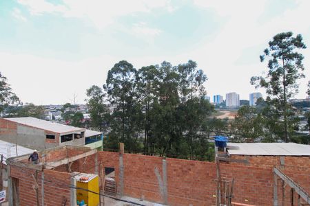 Vista Sala/Cozinha de casa para alugar com 2 quartos, 75m² em Parque Laguna, Taboão da Serra