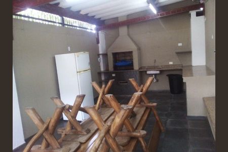 Apartamento à venda com 60m², 2 quartos e 1 vaga