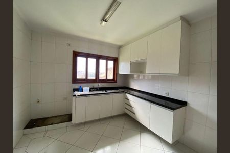Casa à venda com 159m², 3 quartos e 2 vagas