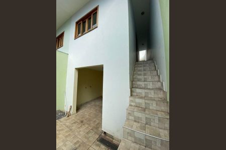 Casa à venda com 159m², 3 quartos e 2 vagas