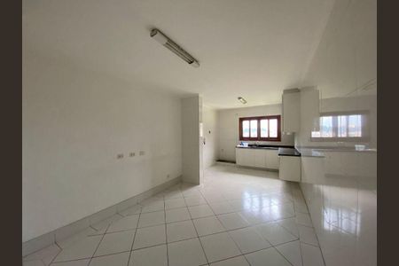 Casa à venda com 3 quartos, 159m² em Jardim Iracema, São Paulo