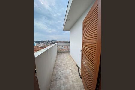 Casa à venda com 159m², 3 quartos e 2 vagas