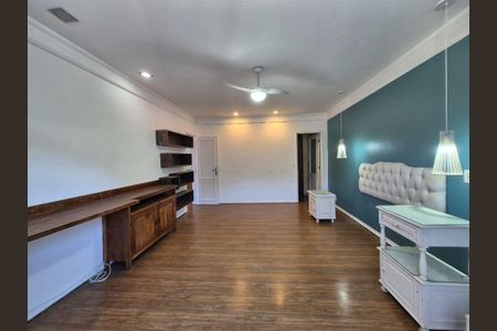 Casa à venda com 4 quartos, 195m² em São Francisco, Niterói