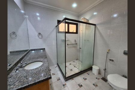 Casa à venda com 195m², 4 quartos e 3 vagas
