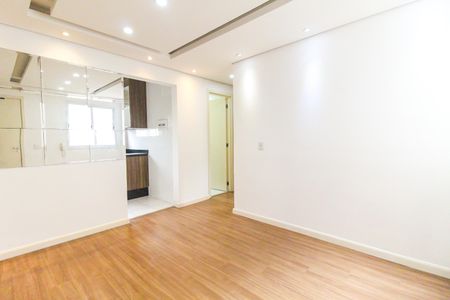 Sala de apartamento para alugar com 2 quartos, 42m² em Jardim Nélia, Ferraz de Vasconcelos