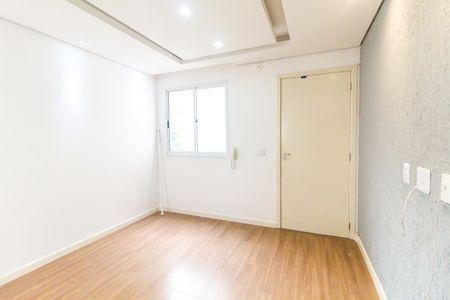 Sala de apartamento para alugar com 2 quartos, 42m² em Jardim Nélia, Ferraz de Vasconcelos