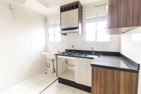 Apartamento para alugar com 42m², 2 quartos e 1 vaga Apartamento para alugar com 42m², 2 quartos e 1 vagaCozinha e Área de Serviço