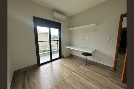 Casa de condomínio à venda com 250m², 3 quartos e 4 vagas Casa de condomínio à venda com 250m², 3 quartos e 4 vagasSuíte 3