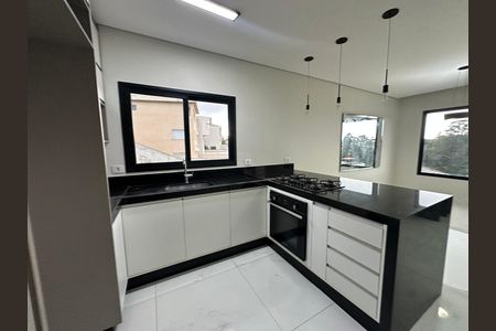 Casa de condomínio à venda com 250m², 3 quartos e 4 vagas Casa de condomínio à venda com 250m², 3 quartos e 4 vagasCozinha