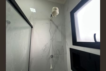 Casa de condomínio à venda com 250m², 3 quartos e 4 vagas Casa de condomínio à venda com 250m², 3 quartos e 4 vagasBanheiro da Suíte 3