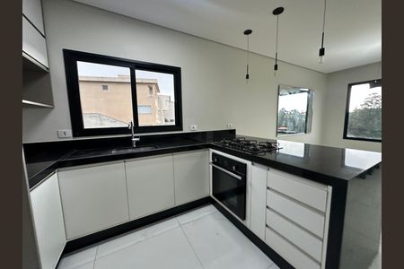 Casa de condomínio à venda com 250m², 3 quartos e 4 vagas Casa de condomínio à venda com 250m², 3 quartos e 4 vagasCozinha