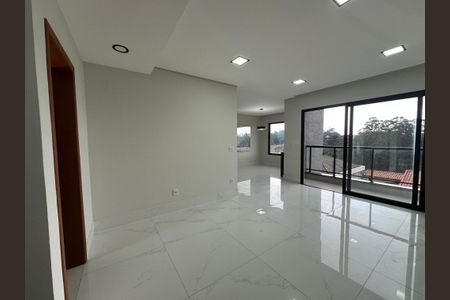 Casa de condomínio à venda com 250m², 3 quartos e 4 vagas Casa de condomínio à venda com 250m², 3 quartos e 4 vagasSala