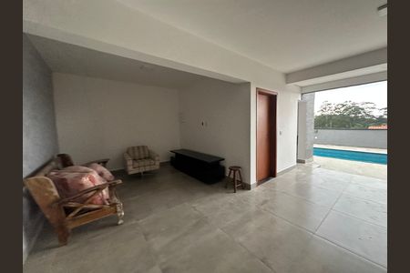 Casa de condomínio à venda com 250m², 3 quartos e 4 vagas Casa de condomínio à venda com 250m², 3 quartos e 4 vagasChurrasqueira