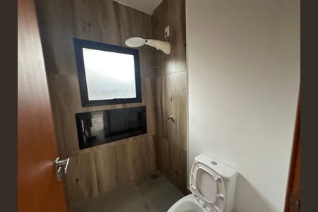 Casa de condomínio à venda com 250m², 3 quartos e 4 vagas Casa de condomínio à venda com 250m², 3 quartos e 4 vagasBanheiro