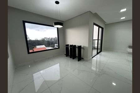 Casa de condomínio à venda com 250m², 3 quartos e 4 vagas Casa de condomínio à venda com 250m², 3 quartos e 4 vagasSala de Jantar