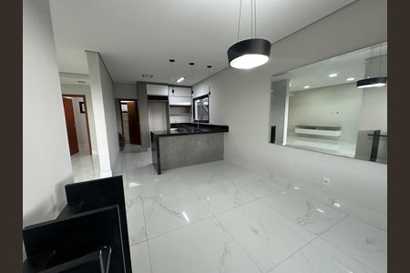 Casa de condomínio à venda com 250m², 3 quartos e 4 vagas Casa de condomínio à venda com 250m², 3 quartos e 4 vagasSala de Jantar