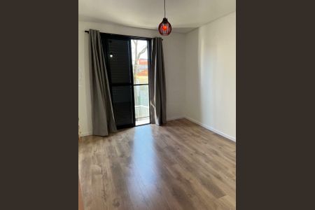 Casa à venda com 3 quartos, 110m² em Vila Lucinda, Santo André