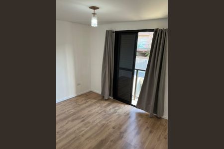 Casa à venda com 3 quartos, 110m² em Vila Lucinda, Santo André