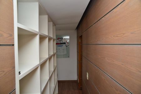 Casa de condomínio para alugar com 380m², 4 quartos e 6 vagas Casa de condomínio para alugar com 380m², 4 quartos e 6 vagasSuíte 2