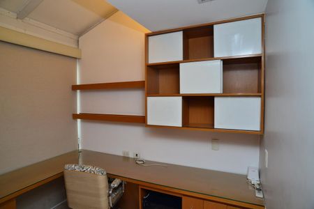Casa de condomínio para alugar com 380m², 4 quartos e 6 vagas Casa de condomínio para alugar com 380m², 4 quartos e 6 vagasSuíte Principal