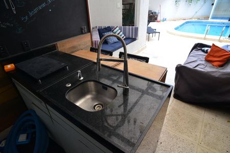 Casa de condomínio para alugar com 380m², 4 quartos e 6 vagas Casa de condomínio para alugar com 380m², 4 quartos e 6 vagasEspaço Gourmet