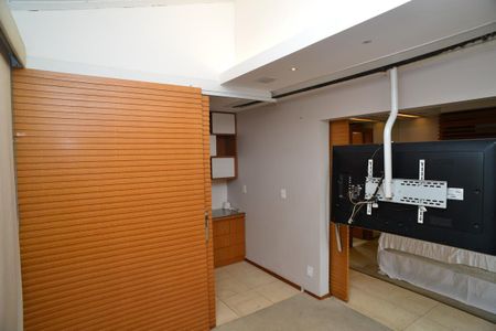 Casa de condomínio para alugar com 380m², 4 quartos e 6 vagas Casa de condomínio para alugar com 380m², 4 quartos e 6 vagasSuíte Principal