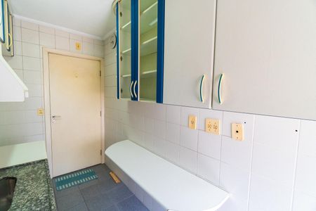 Apartamento para alugar com 56m², 2 quartos e 1 vaga Apartamento para alugar com 56m², 2 quartos e 1 vagaCozinha