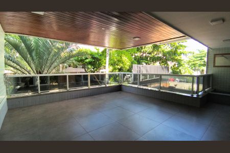 Apartamento para alugar com 106m², 2 quartos e 1 vagaVaranda 
