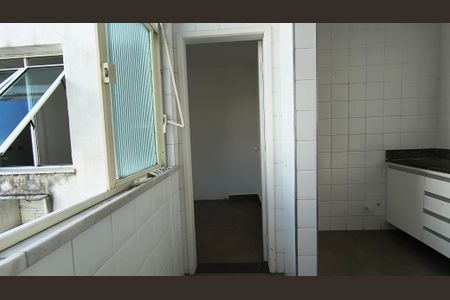 Apartamento para alugar com 106m², 2 quartos e 1 vagaCozinha e Área de Serviço 
