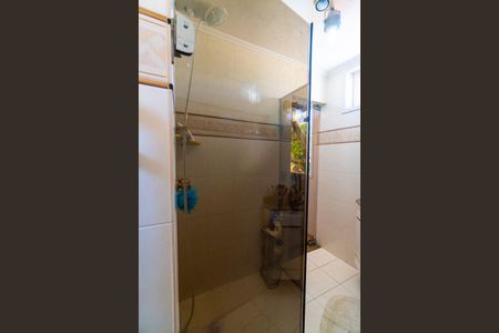 Casa à venda com 450m², 4 quartos e 2 vagas Casa à venda com 450m², 4 quartos e 2 vagasBanheiro da Suíte 2