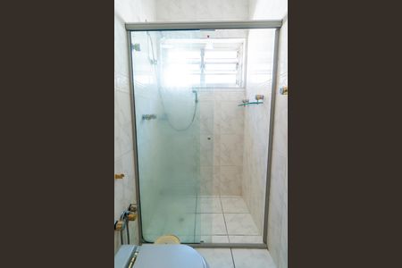 Casa à venda com 450m², 4 quartos e 2 vagas Casa à venda com 450m², 4 quartos e 2 vagasBanheiro Social
