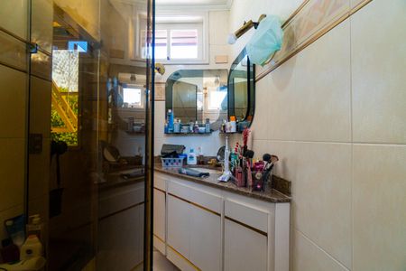 Casa à venda com 450m², 4 quartos e 2 vagas Casa à venda com 450m², 4 quartos e 2 vagasBanheiro da Suíte 2