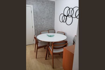 Apartamento à venda com 69m², 2 quartos e 1 vagaFoto 03