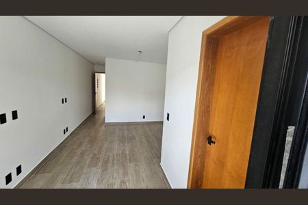 Casa à venda com 3 quartos, 147m² em Campo Grande, São Paulo