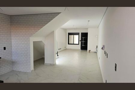 Casa à venda com 3 quartos, 147m² em Campo Grande, São Paulo