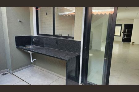 Casa à venda com 3 quartos, 147m² em Campo Grande, São Paulo