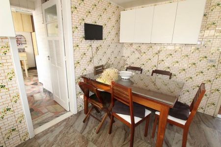 Apartamento à venda com 4 quartos, 210m² em Icaraí, Niterói