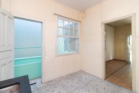 Casa à venda com 172m², 2 quartos e 1 vagaCozinha