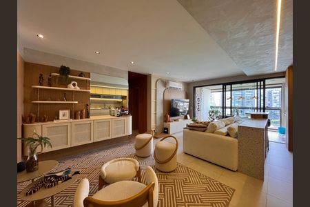 Apartamento à venda com 77m², 2 quartos e 1 vaga
