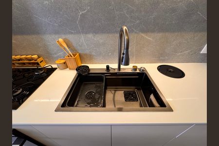 Apartamento à venda com 77m², 2 quartos e 1 vaga