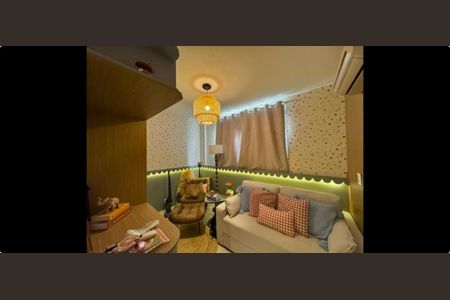 Apartamento à venda com 77m², 2 quartos e 1 vaga